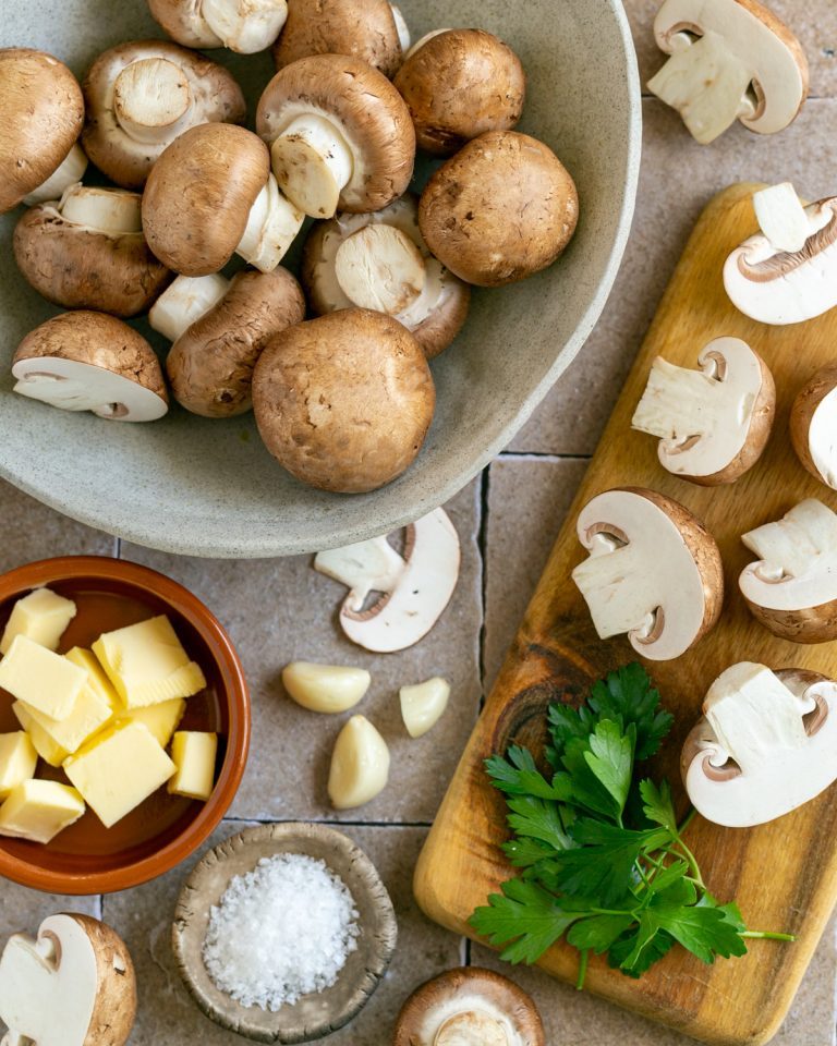 How to perfectly roast Chestnut Mushrooms - Between2Kitchens